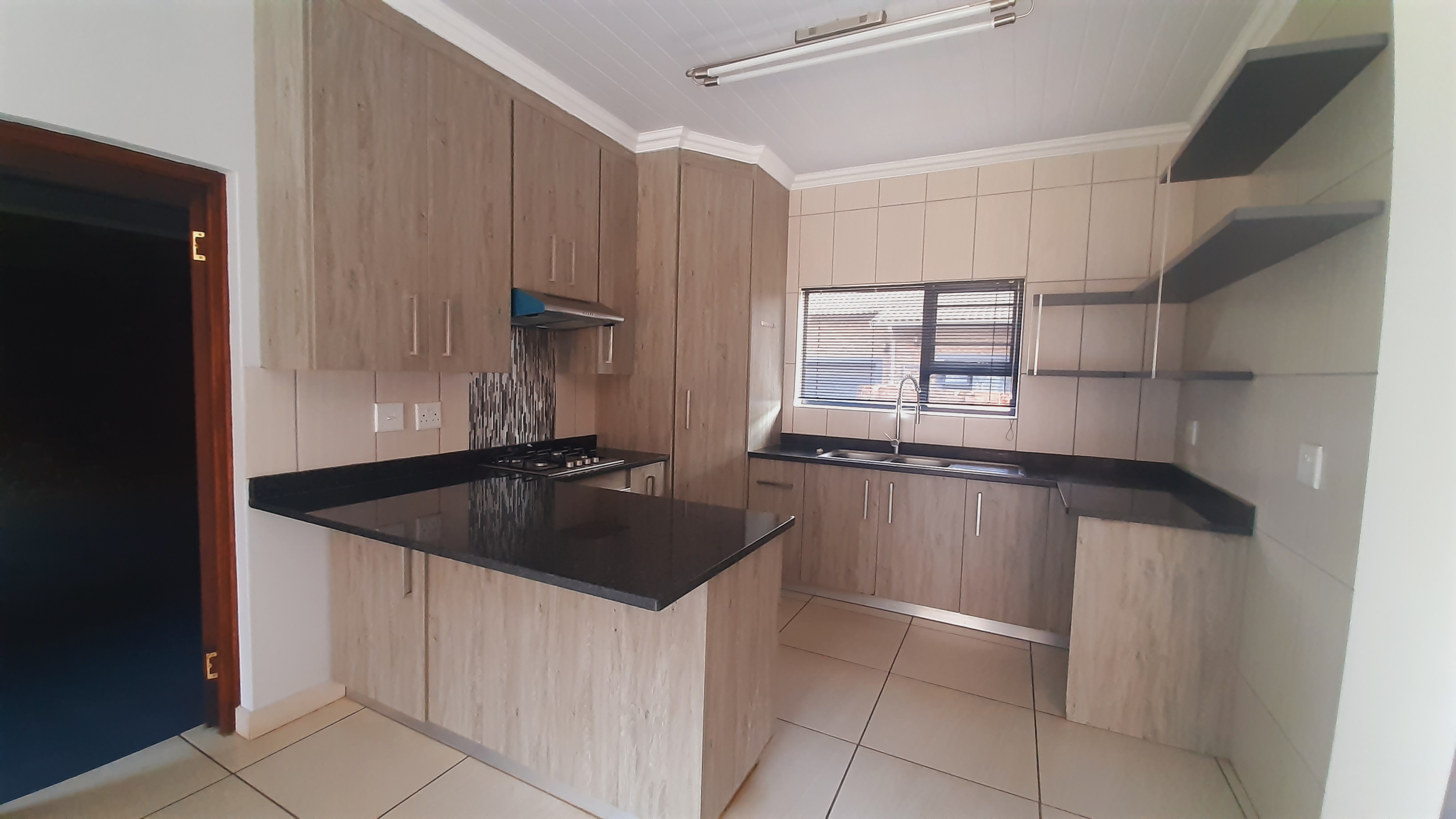 To Let 3 Bedroom Property for Rent in Van Der Hoff Park North West